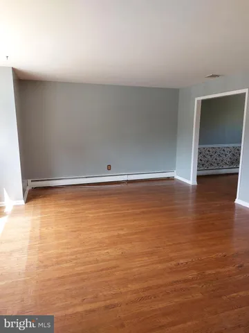 $2,700 | 13 Heatherwood Hill, Norristown, PA 19403