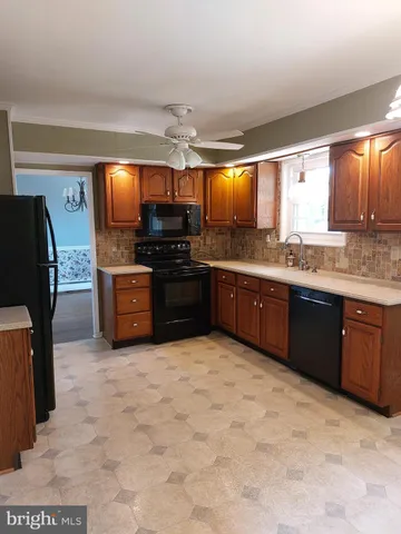 $2,700 | 13 Heatherwood Hill, Norristown, PA 19403