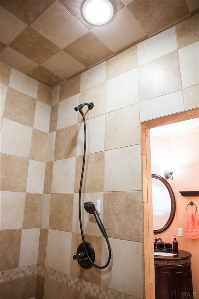 5762 Bingham Road Milton, FL 32583 - Photo 24 of 49 Gallery Image 24
