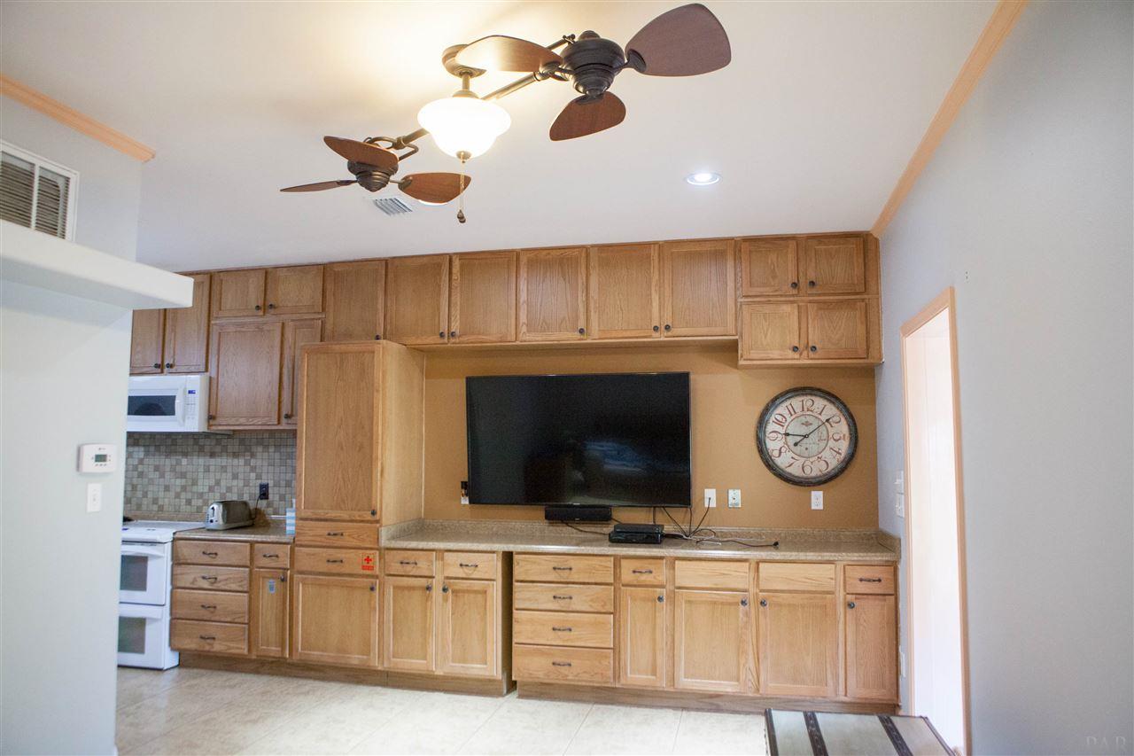 5762 Bingham Road Milton, FL 32583 - Photo 8 of 49 Gallery Image 8