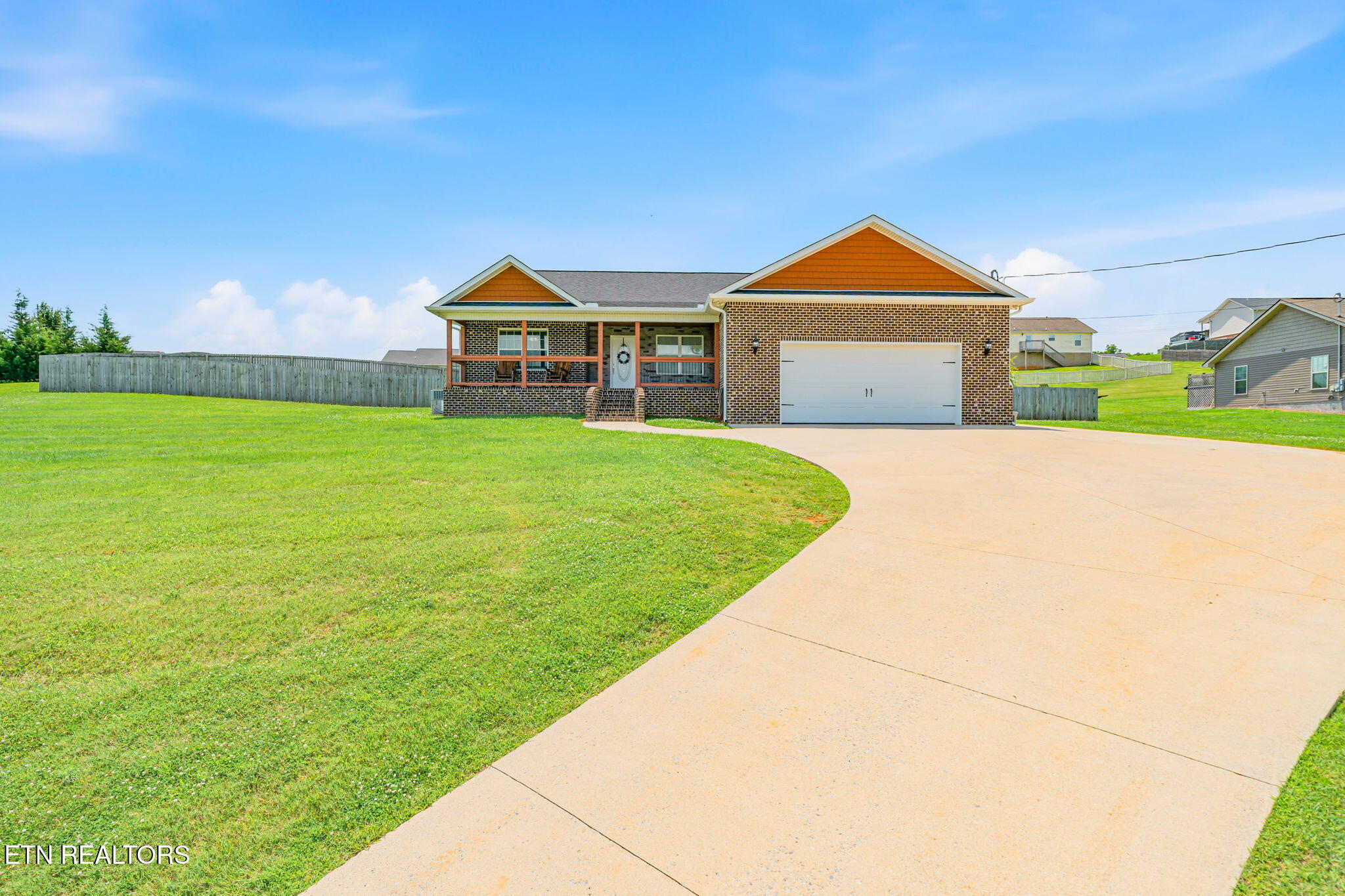 527 Low Valley Road Dandridge, TN 37725 - Photo 5 of 52 7-web-or-mls-527 Low Valley Drive-3