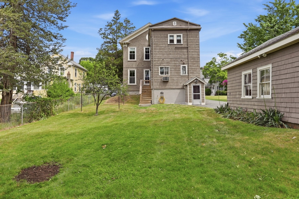 86 Main Street Saugus, MA 01906 - Photo 7 of 35