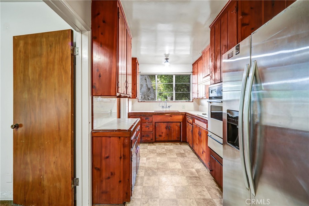 4811 Ramsdell Avenue La Crescenta, CA 91214 - Photo 11 of 28