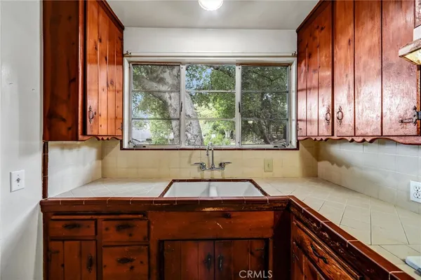 $999,000 | 4811 Ramsdell Avenue, La Crescenta, CA 91214