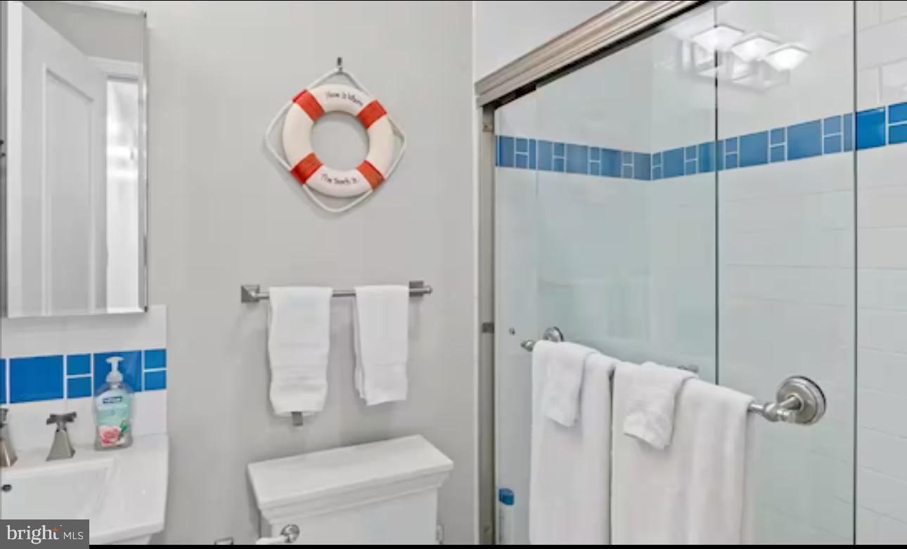 31 6th Street, Unit B Rehoboth Beach, DE 19971 - Photo 17 of 23