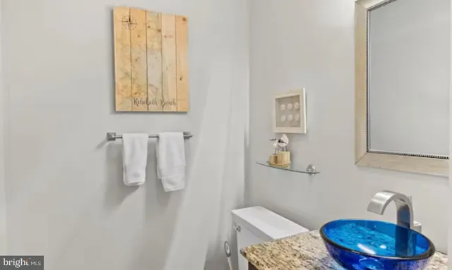 $2,350 | 31 6th Street, Unit B, Rehoboth Beach, DE 19971