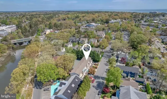 $2,350 | 31 6th Street, Unit B, Rehoboth Beach, DE 19971