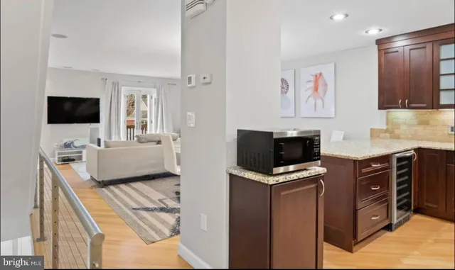 $2,350 | 31 6th Street, Unit B, Rehoboth Beach, DE 19971