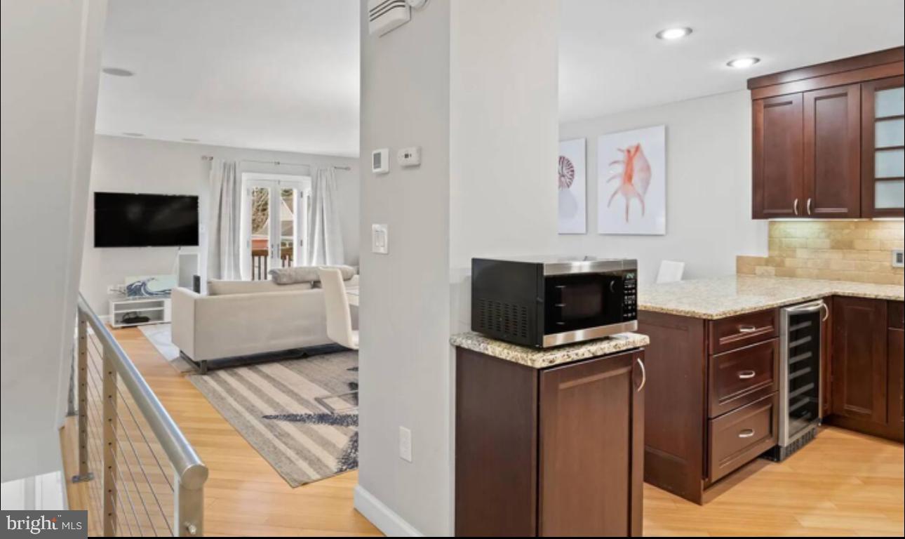 31 6th Street, Unit B Rehoboth Beach, DE 19971 - Photo 9 of 23