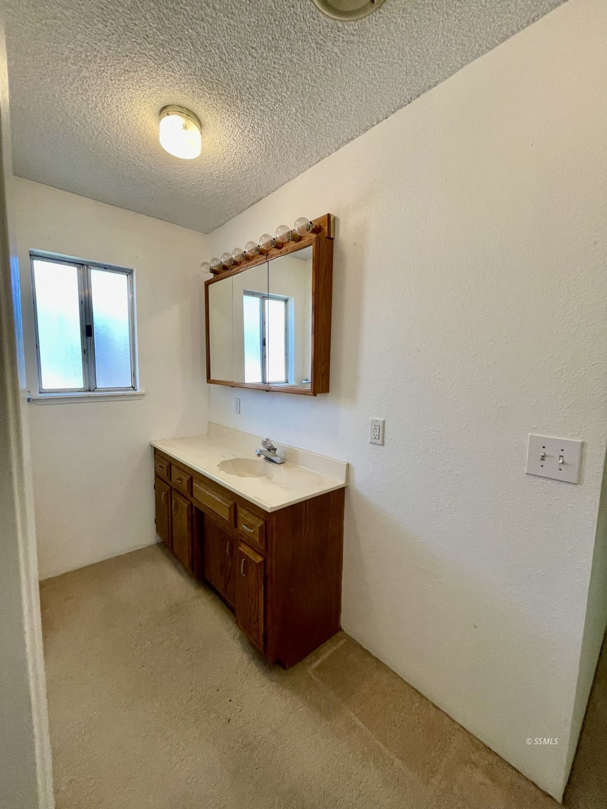 701 West Bataan Avenue Ridgecrest, CA 93555 - Photo 25 of 40