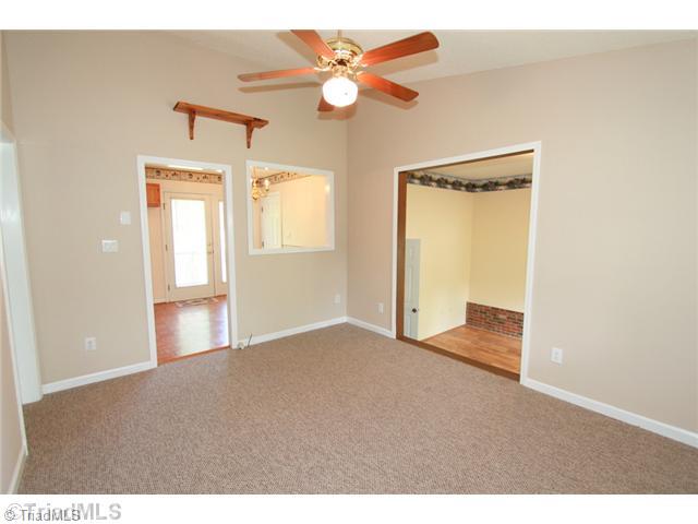 200 Pineview Road Gibsonville, NC 27249 - Photo 4 of 16 Living Room.