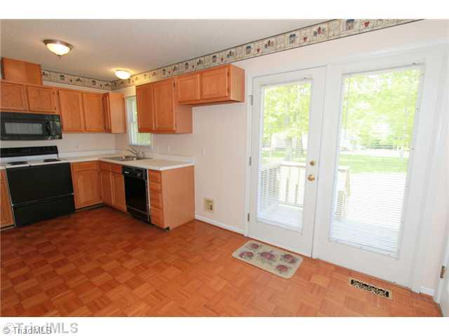 200 Pineview Road Gibsonville, NC 27249 - Photo 6 of 16 Kitchen.