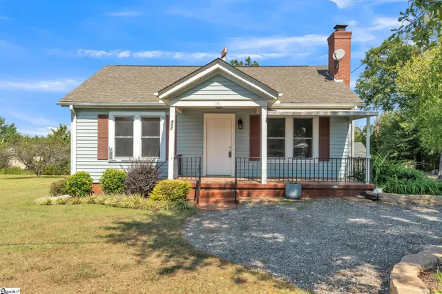 $200,000 | 407 Hampton Road, Unit 407, Greer, SC 29651