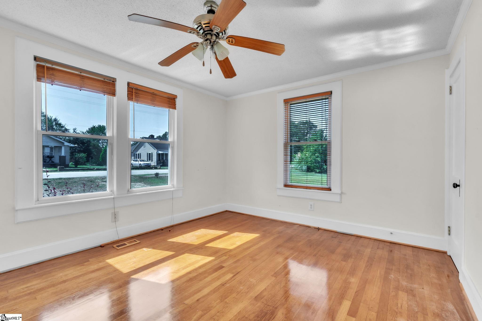 407 Hampton Road, Unit 407 Greer, SC 29651 - Photo 11 of 31