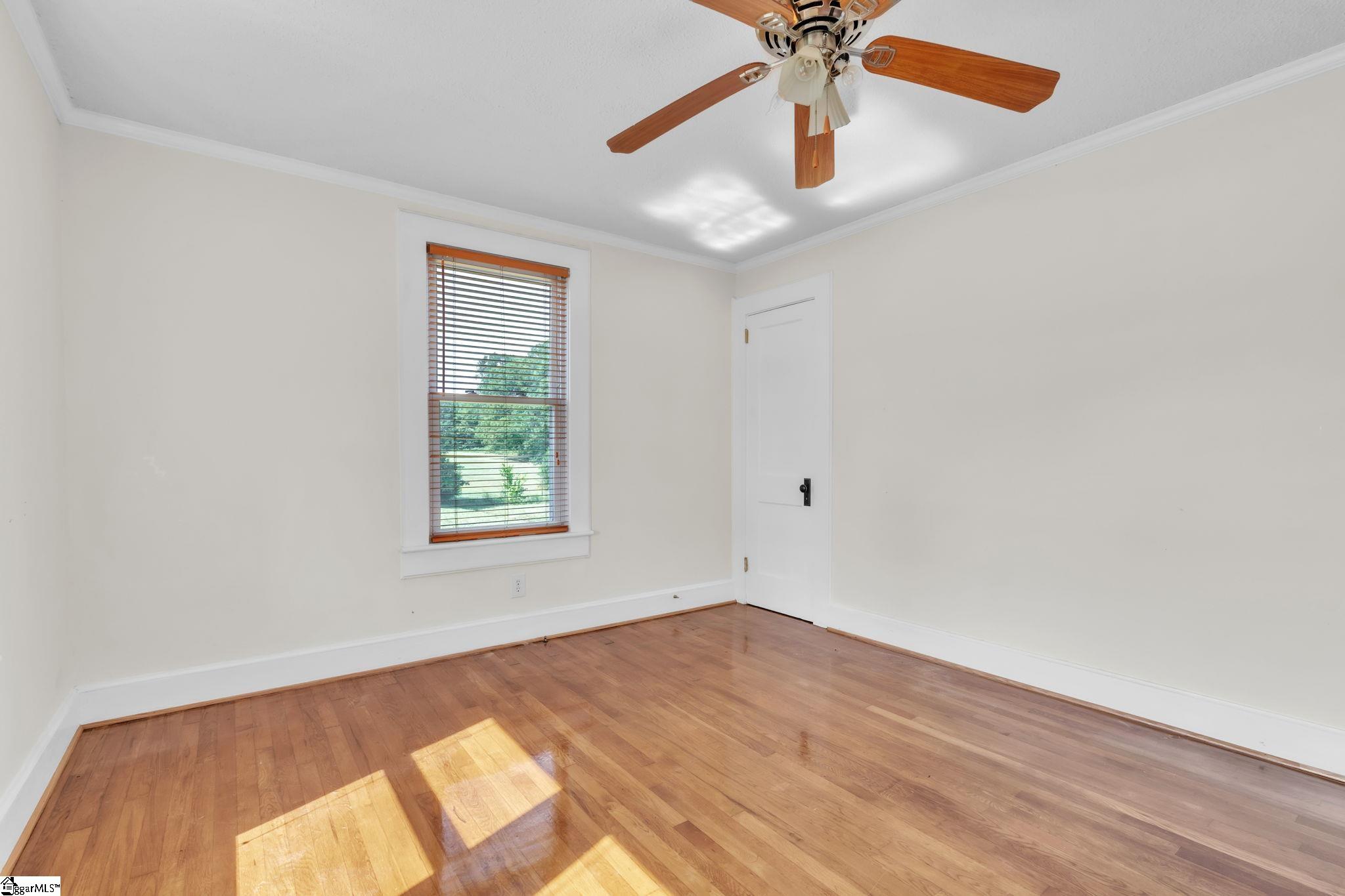 407 Hampton Road, Unit 407 Greer, SC 29651 - Photo 14 of 31