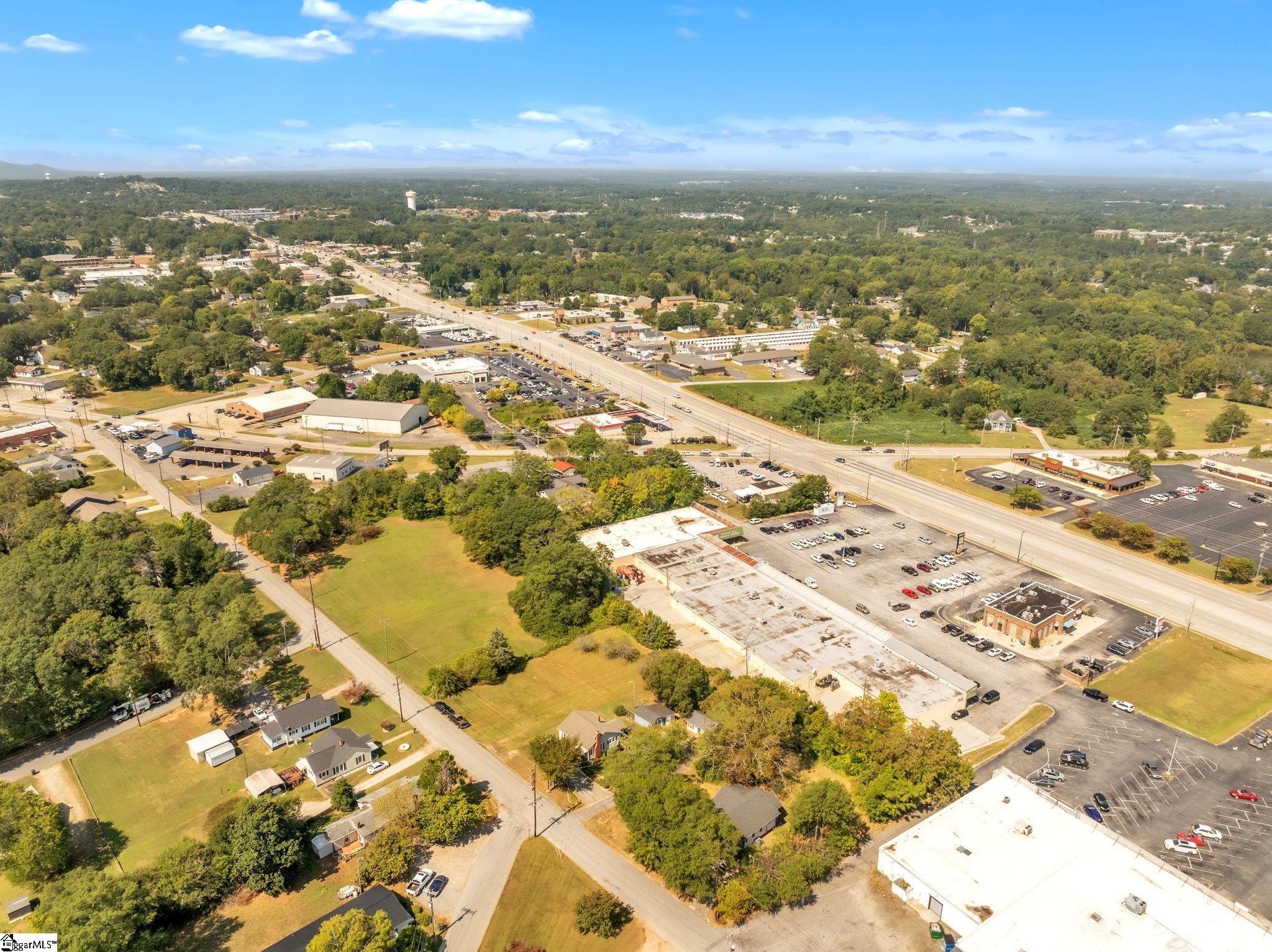 407 Hampton Road, Unit 407 Greer, SC 29651 - Photo 31 of 31