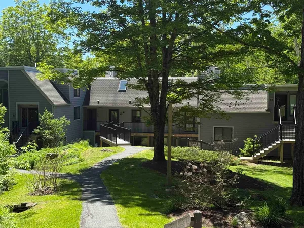 $339,000 | 105 Williams Lane, Unit 6C, Hartford, VT 05059
