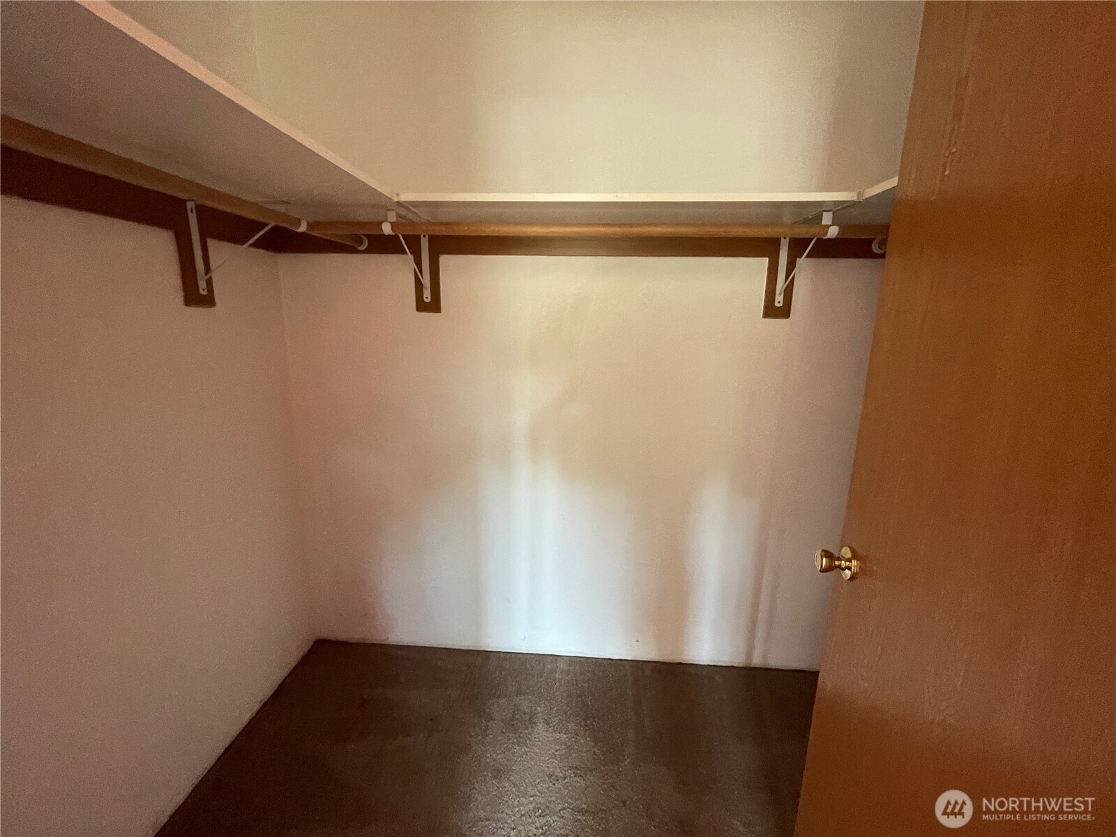 911 West Front Street Winlock, WA 98596 - Photo 30 of 30 wooden floor in a bathroom
