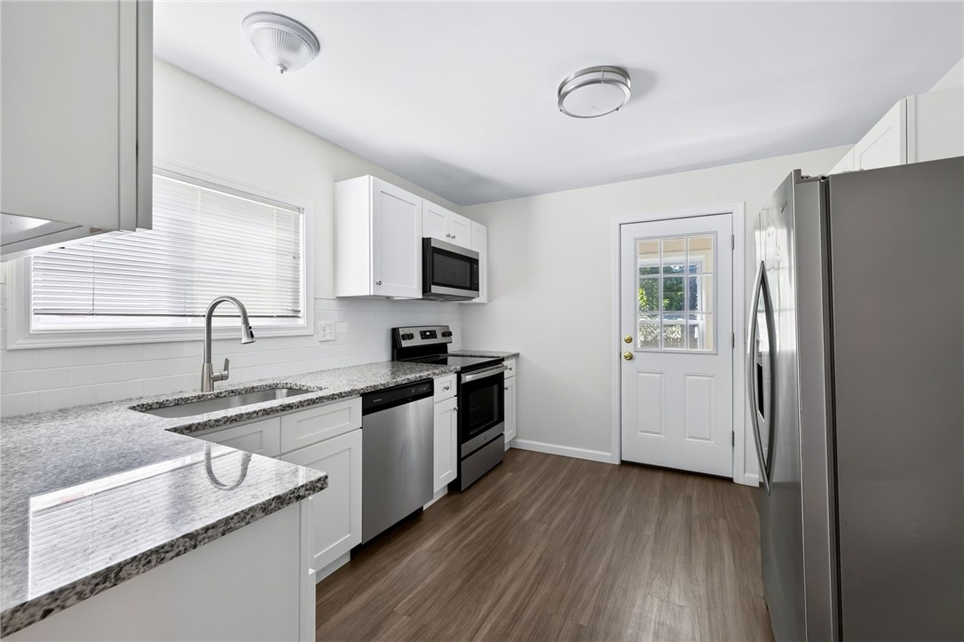 17 Heather Street Rochester, NY 14610 - Photo 5 of 25 Gallery Image 5