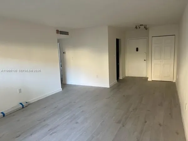 $1,800 | 13710 Southwest 90th Avenue, Unit C, Miami, FL 33176