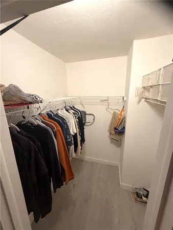 $1,800 | 13710 Southwest 90th Avenue, Unit C, Miami, FL 33176