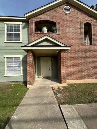 $1,350 | 4300 Duval Road, Unit B, Austin, TX 78759