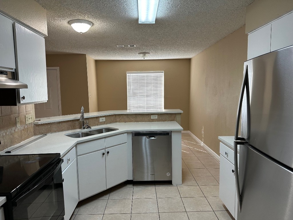 4300 Duval Road, Unit B Austin, TX 78759 - Photo 4 of 13