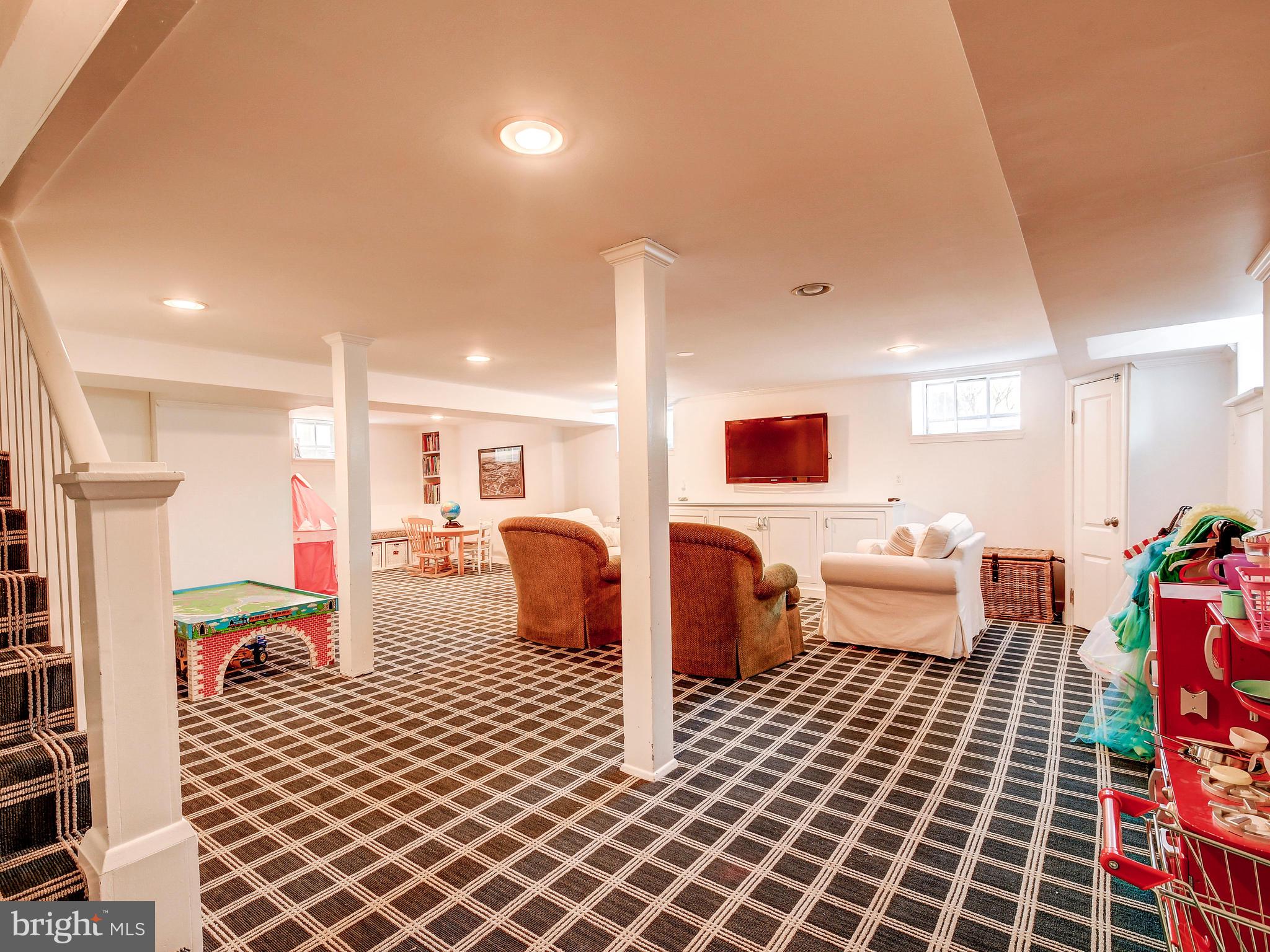6308 Blenheim Road Baltimore, MD 21212 - Photo 33 of 38 Gallery Image 33