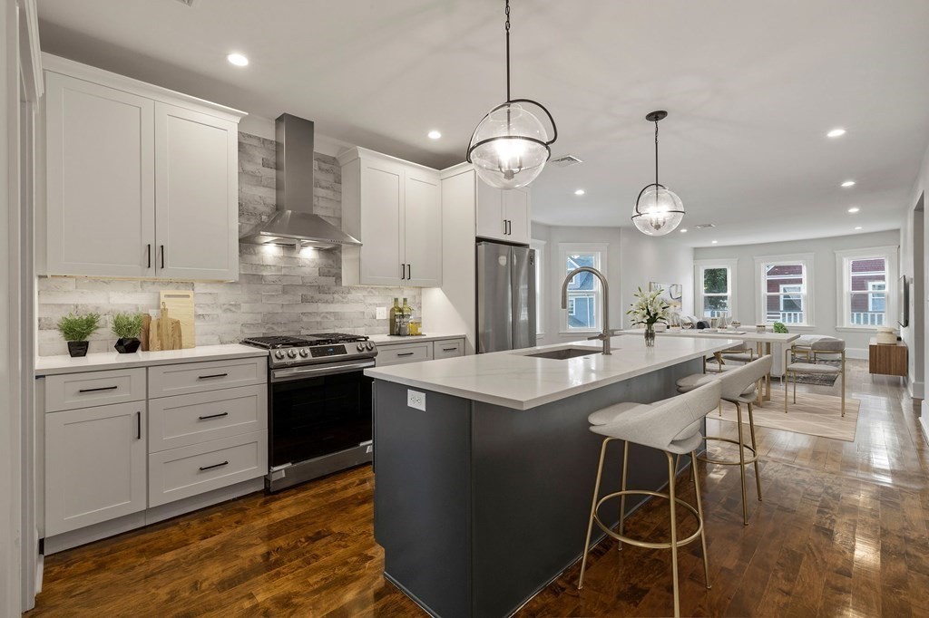 21 Alpha Road, Unit 2 Boston, MA 02124 - Photo 3 of 23 Gallery Image 3