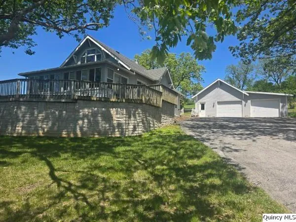 $219,900 | 4 Riverview Drive, Nauvoo, IL 62354