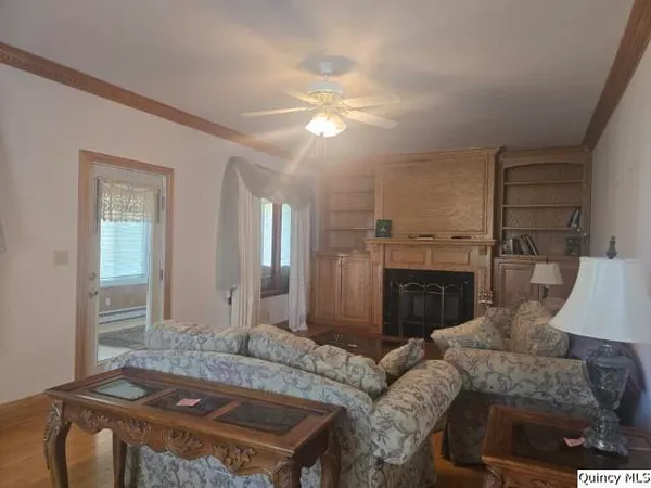 $219,900 | 4 Riverview Drive, Nauvoo, IL 62354