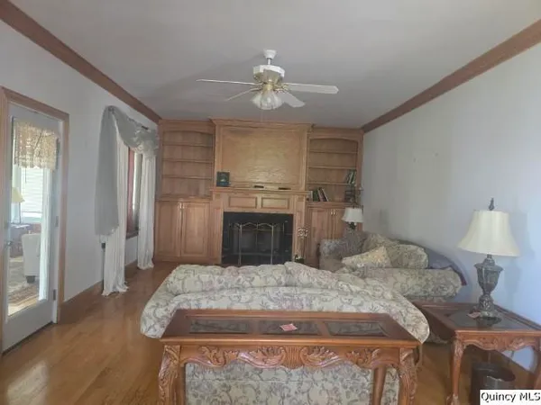 $219,900 | 4 Riverview Drive, Nauvoo, IL 62354