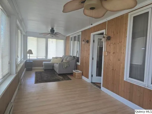$219,900 | 4 Riverview Drive, Nauvoo, IL 62354