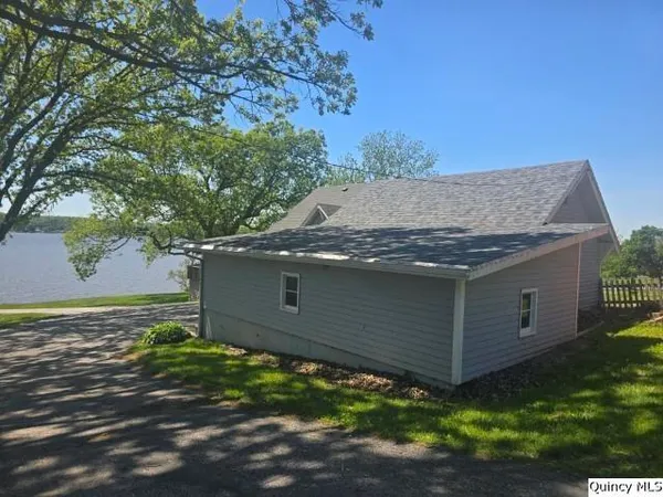 $219,900 | 4 Riverview Drive, Nauvoo, IL 62354