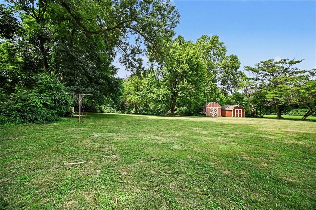1728 Berry Road Independence, MO 64057 - Photo 26 of 33