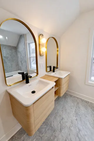 $274,900 | 12527 South Lowe Avenue, Chicago, IL 60628