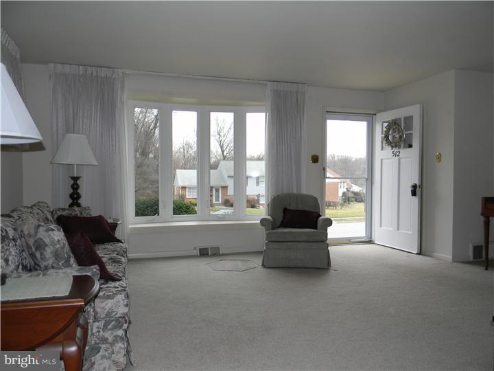 512 Maddock Road Springfield, PA 19064 - Photo 2 of 15