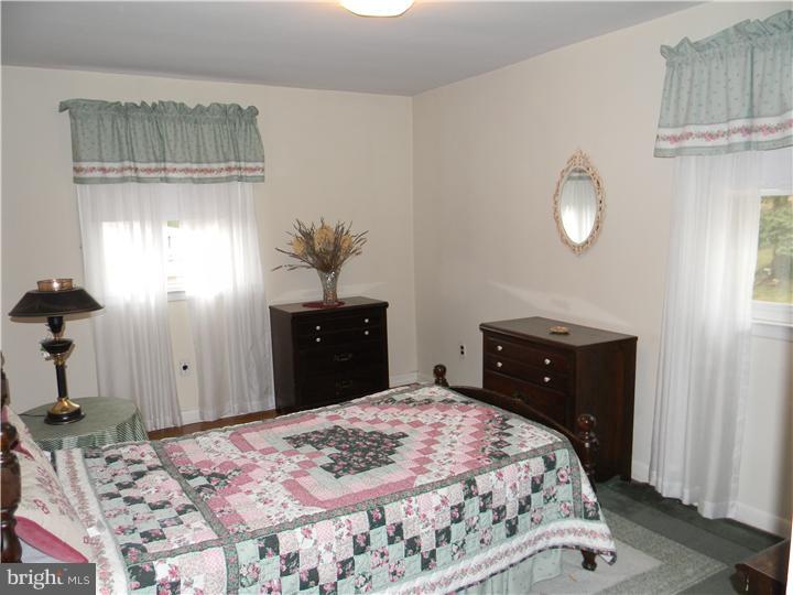 512 Maddock Road Springfield, PA 19064 - Photo 9 of 15