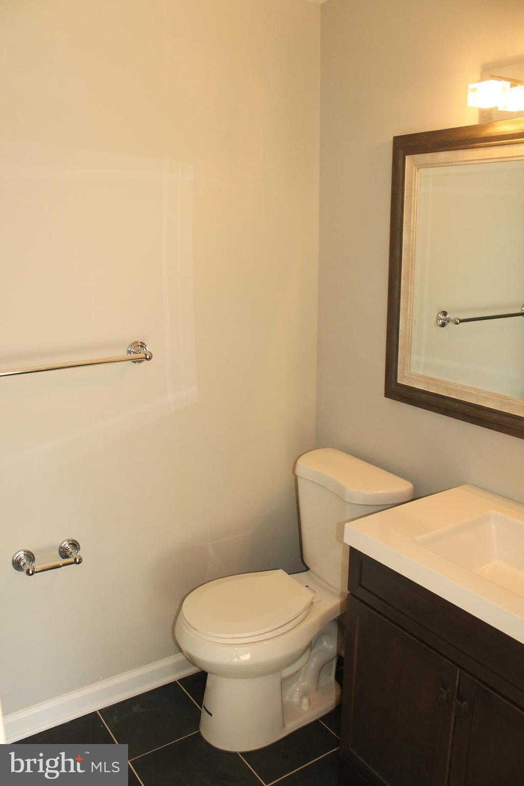 11922 Escalante Court Reston, VA 20191 - Photo 15 of 26 Bath (Master)