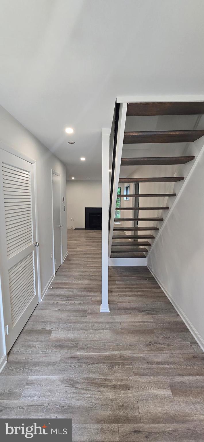 11922 Escalante Court Reston, VA 20191 - Photo 4 of 26