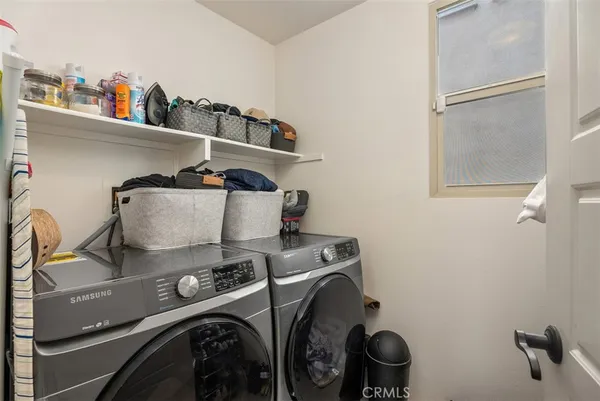 $995,000 | 430 East Santa Ana Street, Anaheim, CA 92805