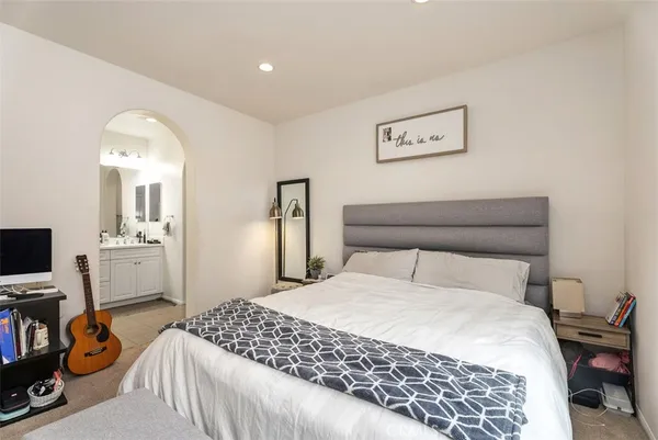 $995,000 | 430 East Santa Ana Street, Anaheim, CA 92805