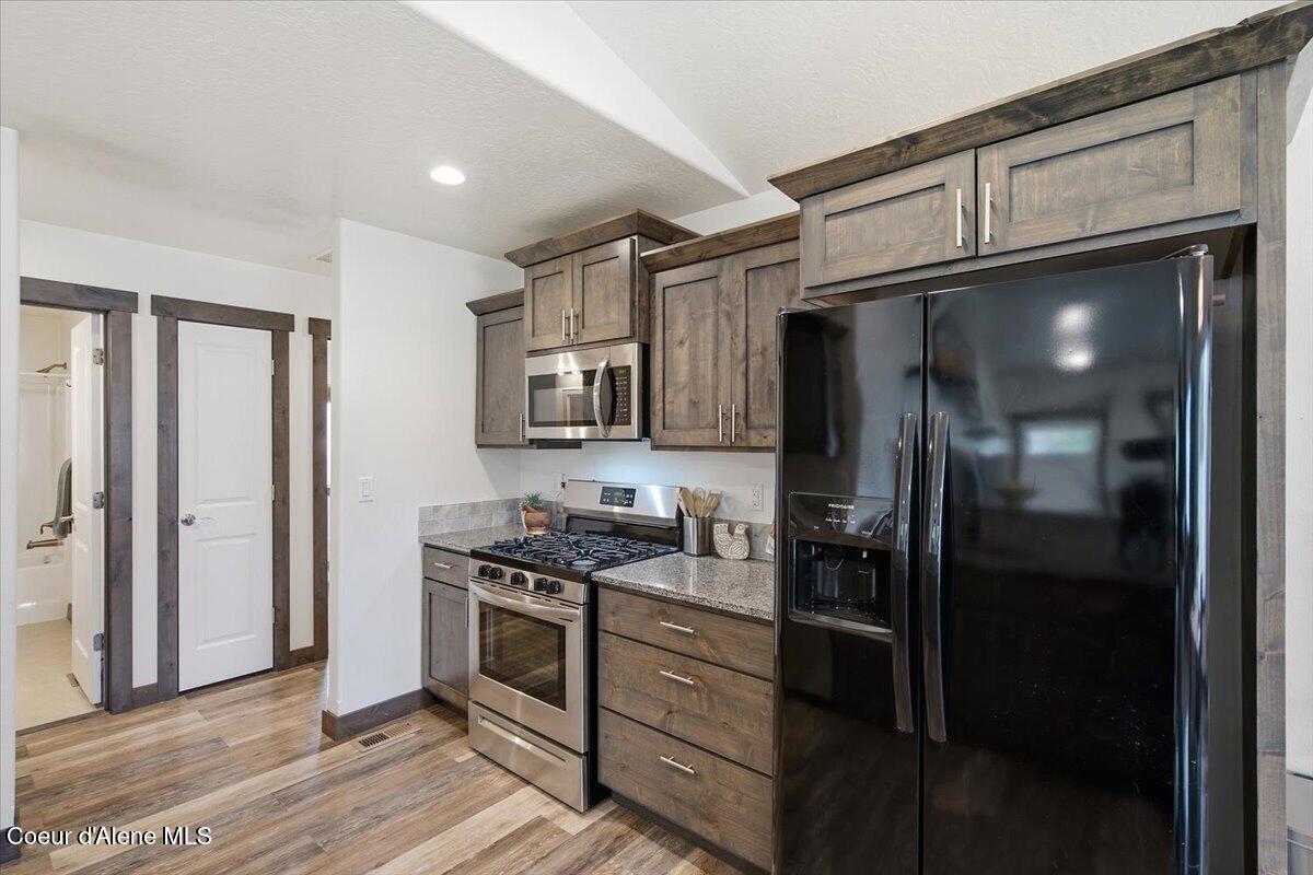 6564 West Conner Street Rathdrum, ID 83858 - Photo 13 of 31 Kitchen