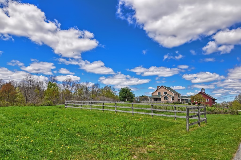 165 Cannon Road Holden, MA 01522 - Photo 6 of 30