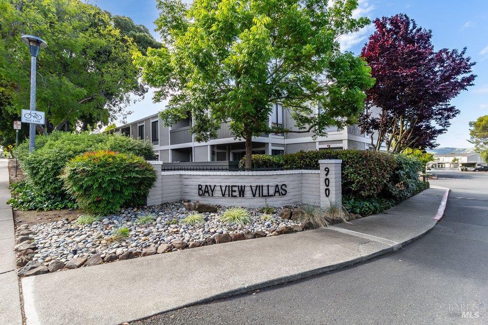 900 Southampton Road, Unit 11 Benicia, CA 94510 - Photo 32 of 36