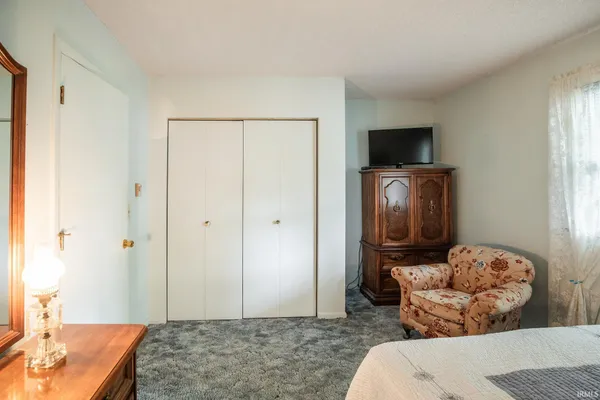 $172,900 | 909 Dierkes Street, Decatur, IN 46733