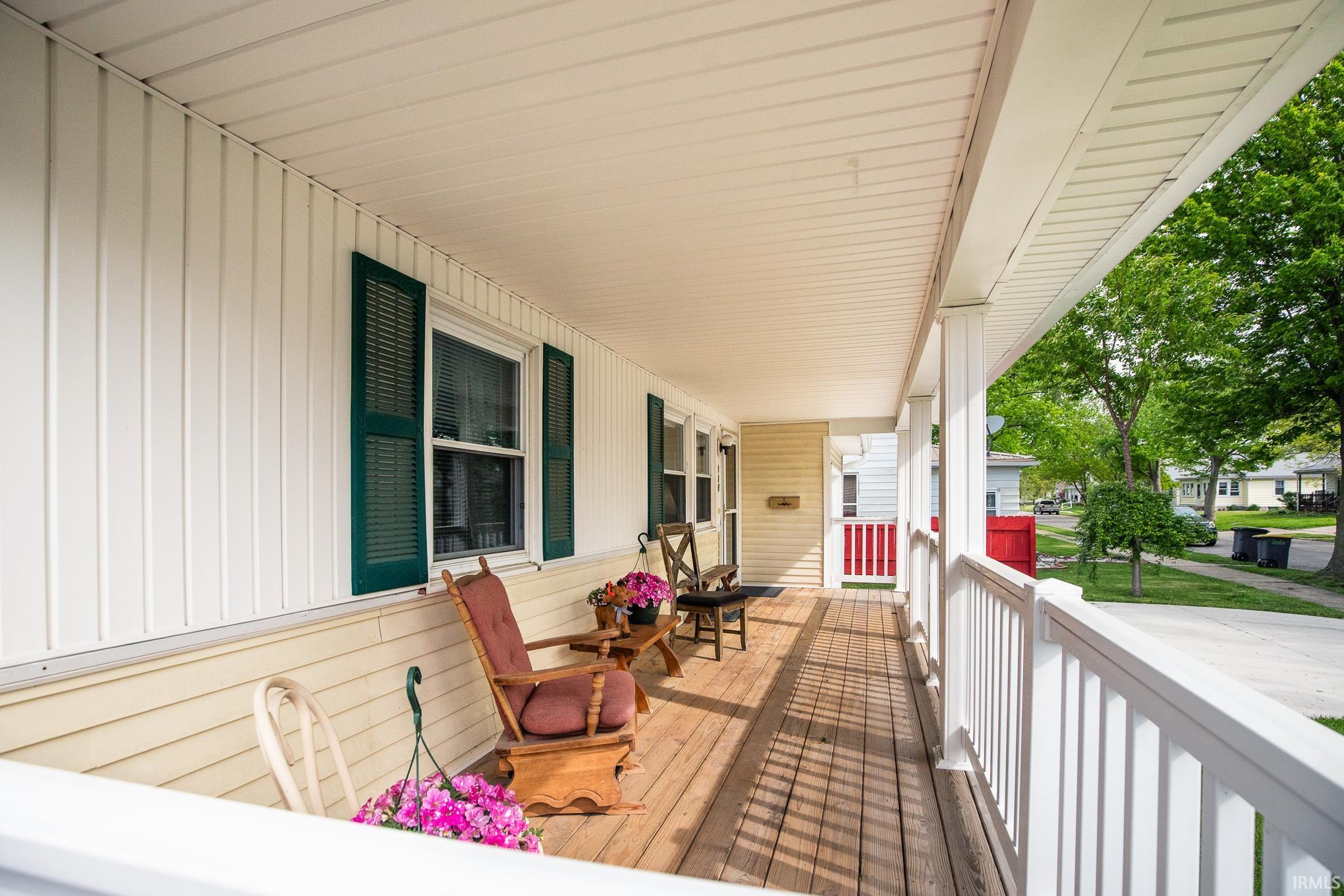 909 Dierkes Street Decatur, IN 46733 - Photo 6 of 28