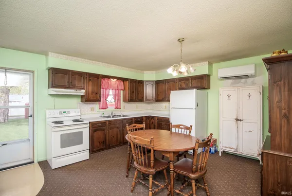 $172,900 | 909 Dierkes Street, Decatur, IN 46733
