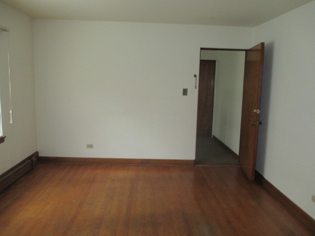 88 Kimbark Road Riverside, IL 60546 - Photo 5 of 14