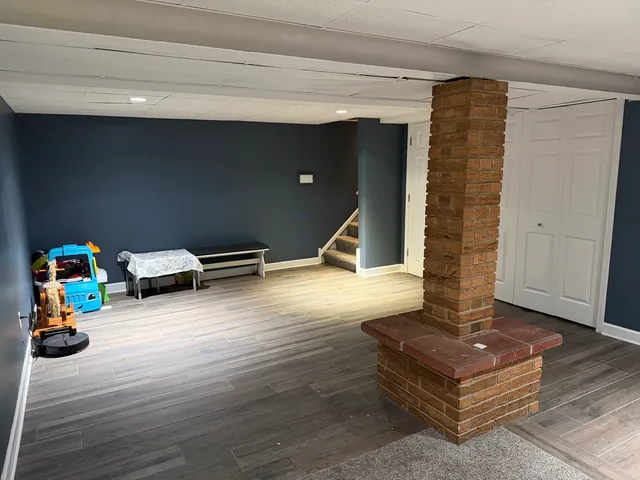 $295,000 | 1931 Stephen Drive, Montgomery, IL 60538